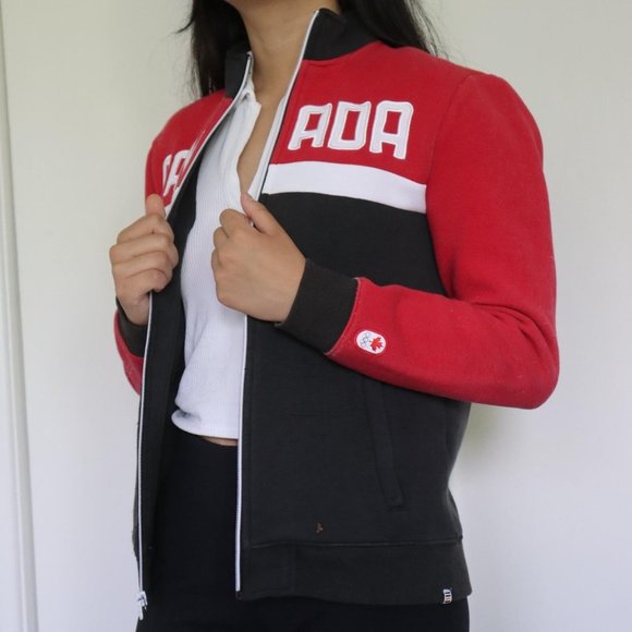 CANADA red white black athletic jacket - Picture 2 of 4
